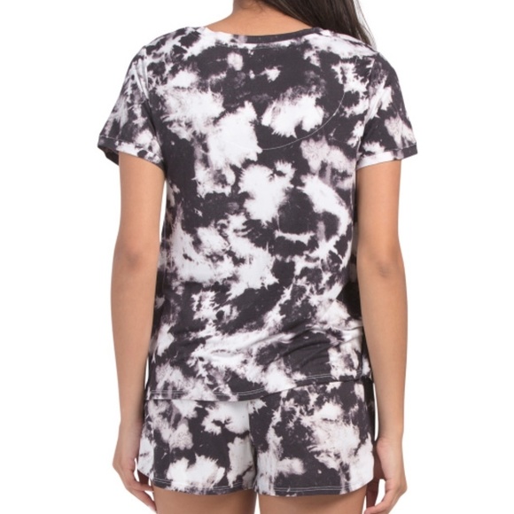 LAST TWO AVAILABLE!! - New Kensie Short Sleeve Tie Dye Shortie PJs Set - Picture 2 of 13